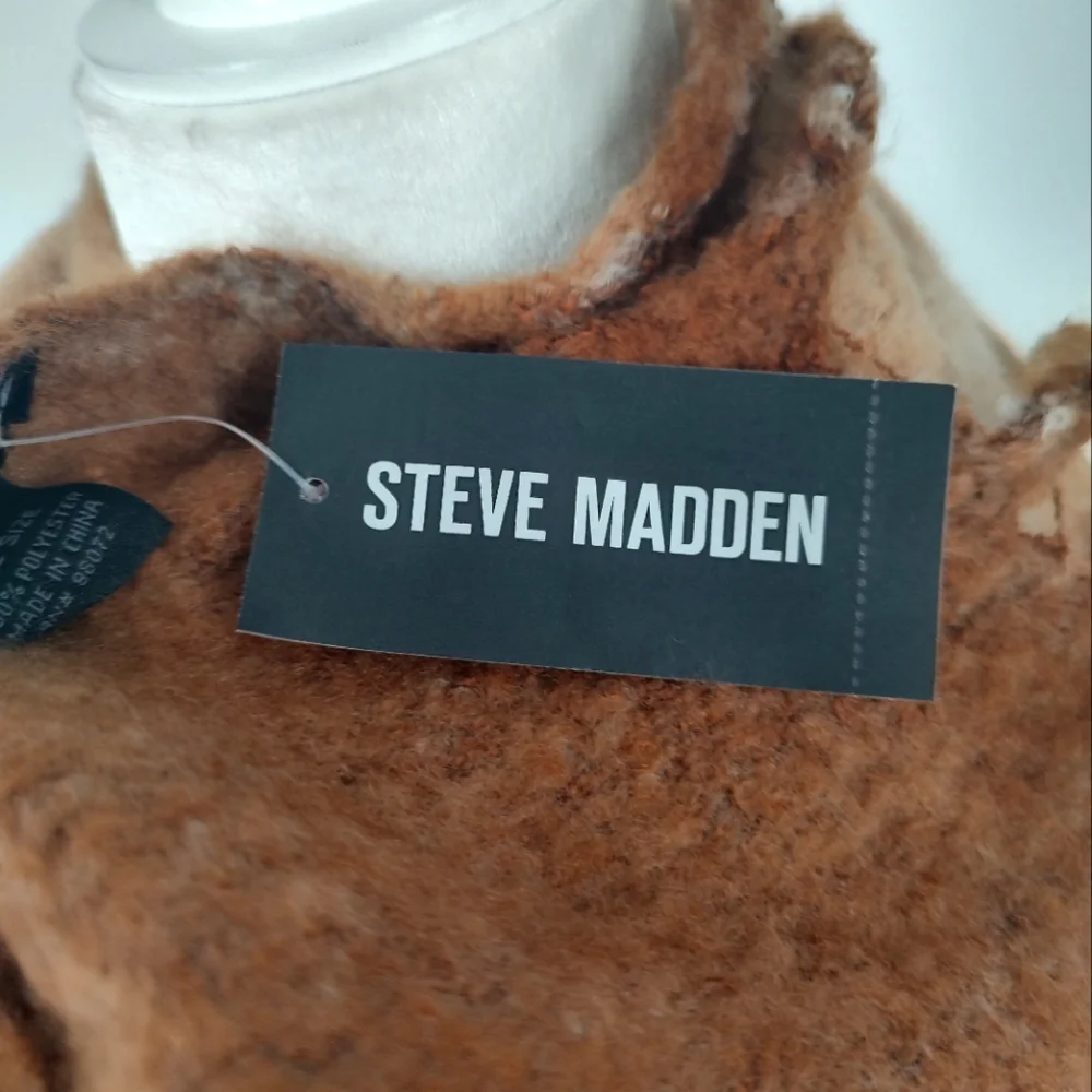 Steve Madden Blanket Scarf Brown 1 SFM
